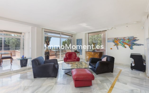 Revente - Appartement - Marbella - Nueva Andalucía