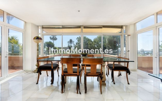 Revente - Appartement - Marbella - Nueva Andalucía