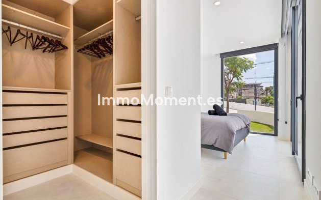 Resale - Apartment - Fuengirola - Fuengirola Centro