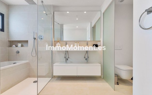Resale - Apartment - Fuengirola - Fuengirola Centro