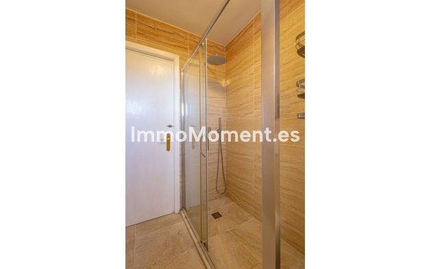 Resale - Detached villa - Estepona - Estepona Centro