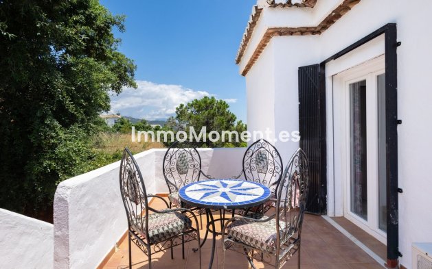 Resale - Detached villa - Estepona - Estepona Centro