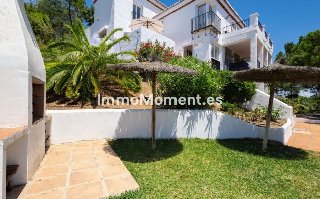 Resale - Detached villa - Estepona - Estepona Centro