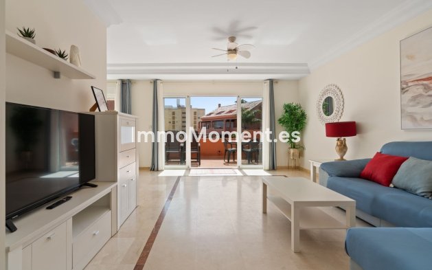 Resale - Apartment - Estepona - Estepona Centro