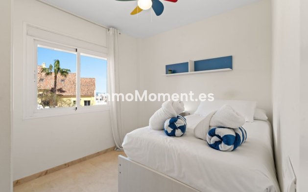 Resale - Apartment - Estepona - Estepona Centro