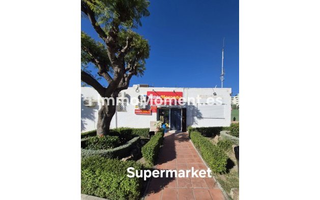 Resale - Apartment - Estepona - Estepona Centro