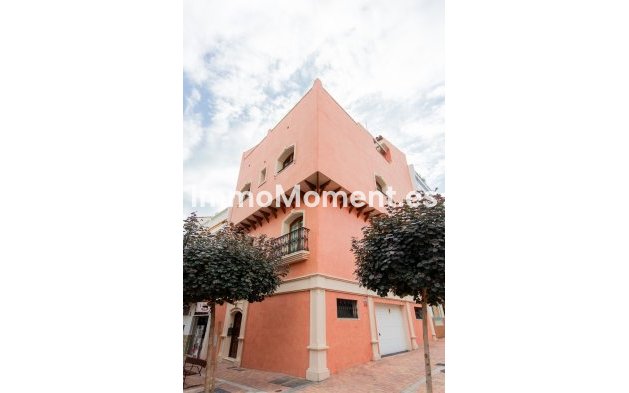 Wiederverkauf - Reihenhaus - Estepona  - Estepona Centro