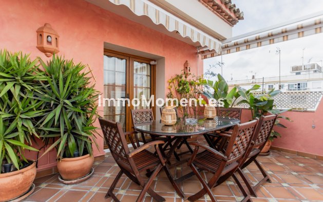 Wiederverkauf - Reihenhaus - Estepona  - Estepona Centro