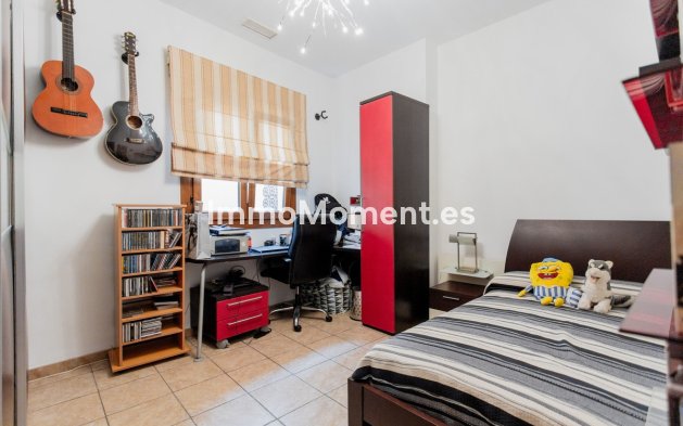 Wiederverkauf - Reihenhaus - Estepona  - Estepona Centro