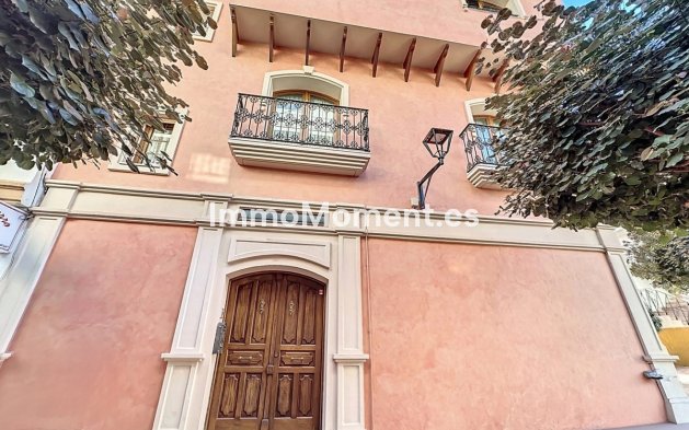 Wiederverkauf - Reihenhaus - Estepona  - Estepona Centro