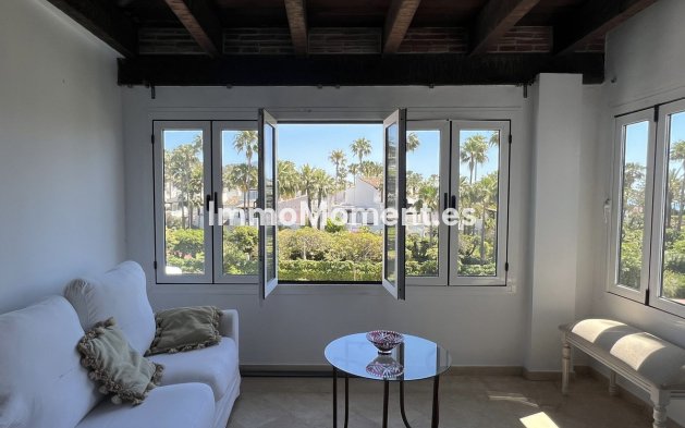Bestaande woning - Appartement - Estepona  - Costalita