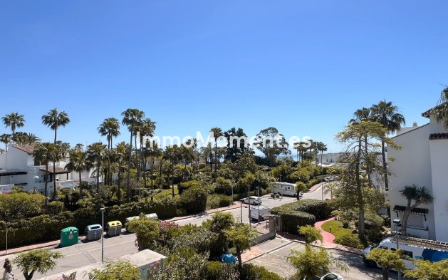 Bestaande woning - Appartement - Estepona  - Costalita