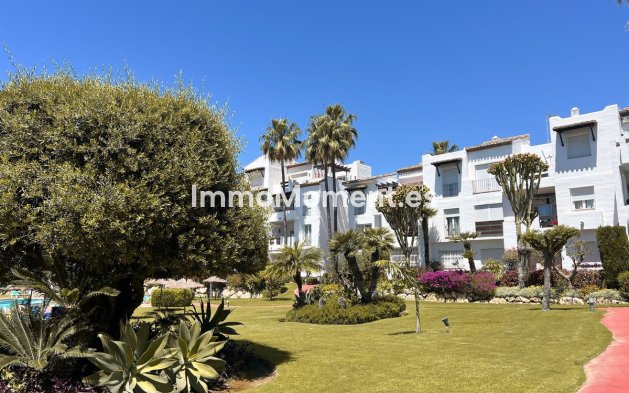 Bestaande woning - Appartement - Estepona  - Costalita