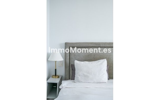 Reventa - Apartamento - Estepona  - Cancelada