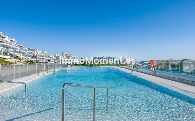 Reventa - Apartamento - Estepona  - Cancelada