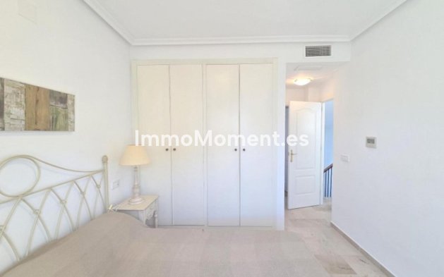 Resale - Townhouse - Casares - Casares Centro