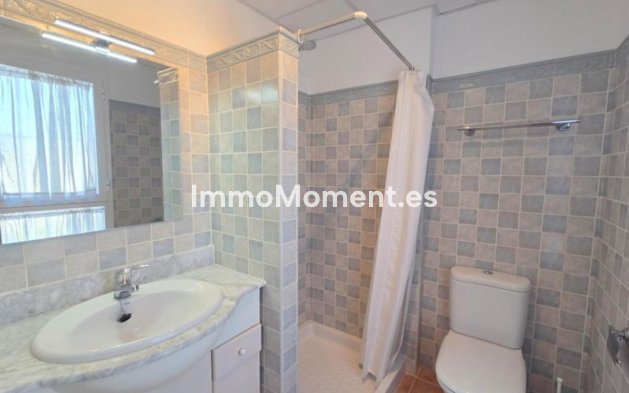 Resale - Townhouse - Casares - Casares Centro