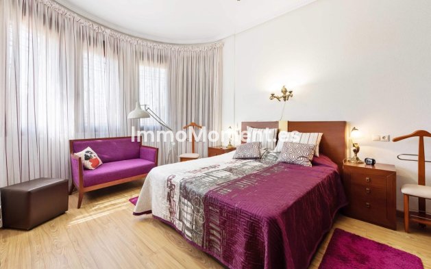Reventa - Villa independiente - Orihuela - Campoamor