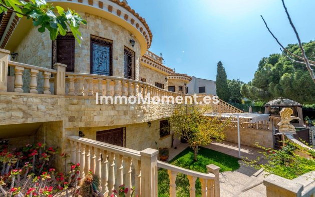 Reventa - Villa independiente - Orihuela - Campoamor