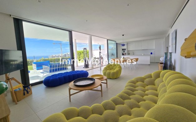 Resale - Apartment - Fuengirola - Higueron
