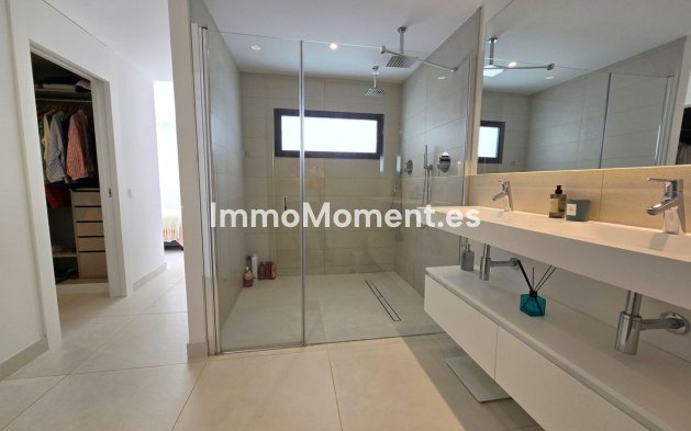 Resale - Apartment - Fuengirola - Higueron