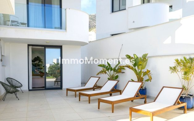 Resale - Apartment - Fuengirola - Higueron