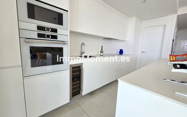 Resale - Apartment - Fuengirola - Higueron