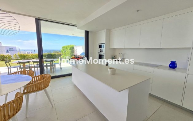 Resale - Apartment - Fuengirola - Higueron