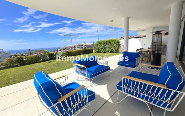 Resale - Apartment - Fuengirola - Higueron