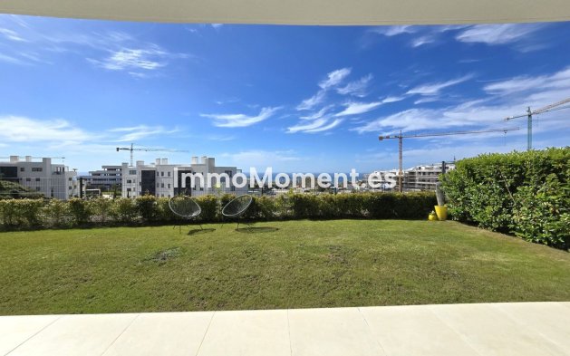Resale - Apartment - Fuengirola - Higueron