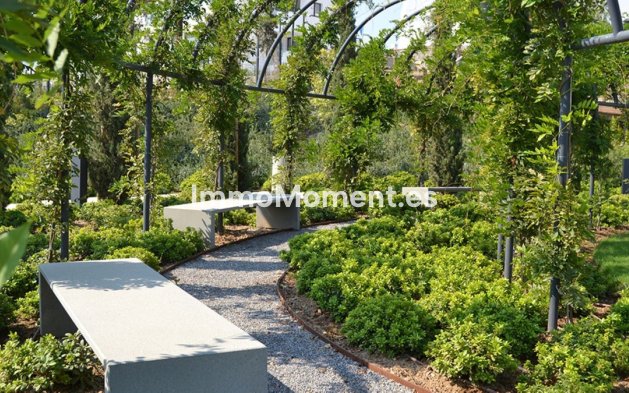 Resale - Apartment - Fuengirola - Higueron