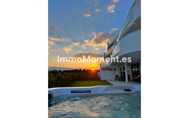 Resale - Apartment - Fuengirola - Higueron