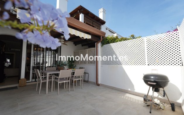 Reventa - Apartamento - Estepona  - Benamara