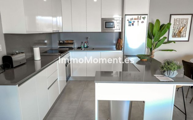 Resale - Apartment - Mijas - La Cala de Mijas