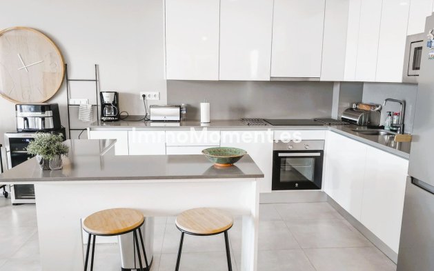 Resale - Apartment - Mijas - La Cala de Mijas