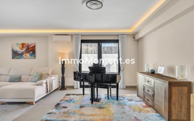 Reventa - Villa independiente - Marbella - Guadalmina Alta