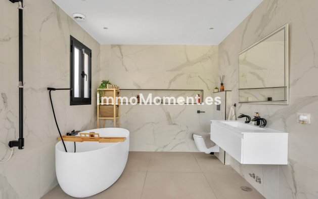 Reventa - Villa independiente - Marbella - Guadalmina Alta