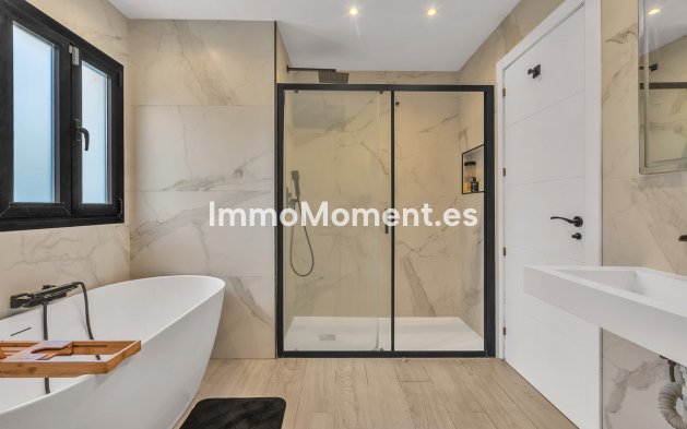 Reventa - Villa independiente - Marbella - Guadalmina Alta