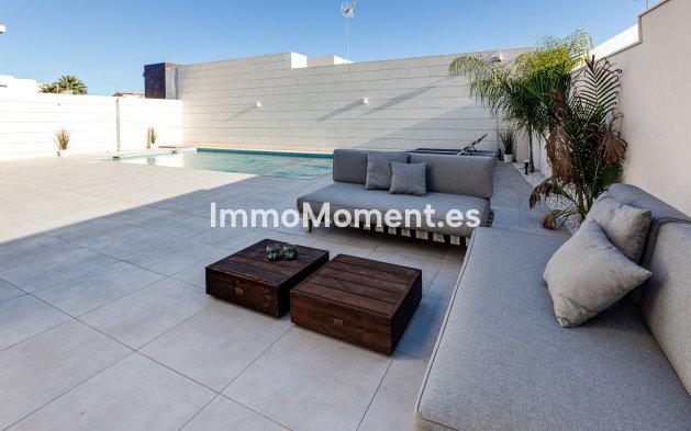 New Build - Detached villa - Pilar de la Horadada