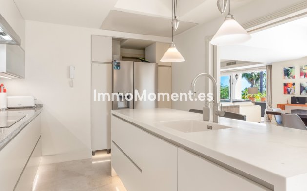 Bestaande woning - Vrijstaande villa - Manilva