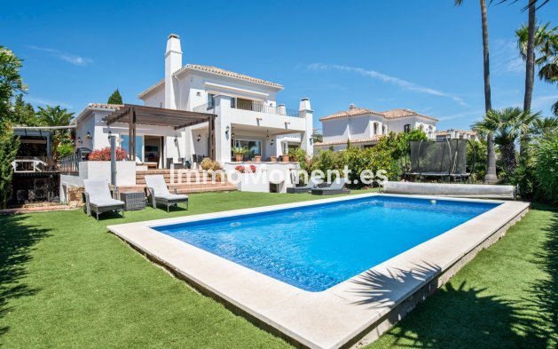 Bestaande woning - Vrijstaande villa - Manilva