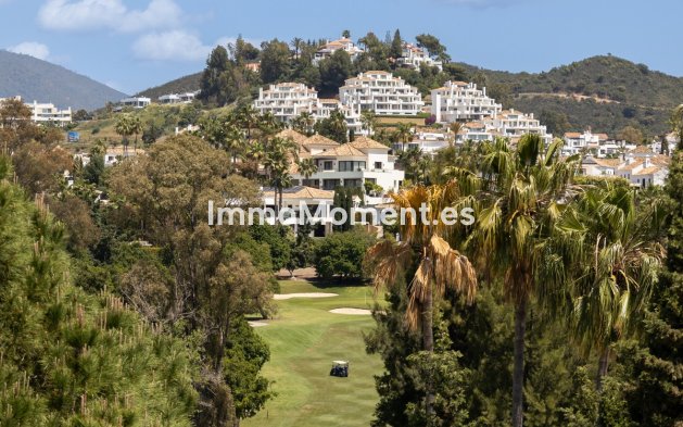 Wiederverkauf - Wohnung - Marbella - Nueva Andalucía