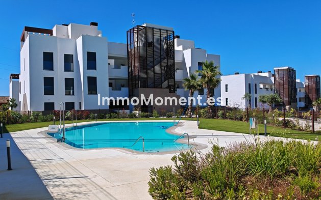 Resale - Apartment - Estepona - Cancelada