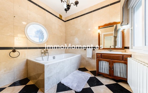 Resale - Detached villa - Orihuela - Dehesa de Campoamor