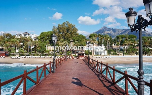 Resale - Apartment - Marbella - Artola
