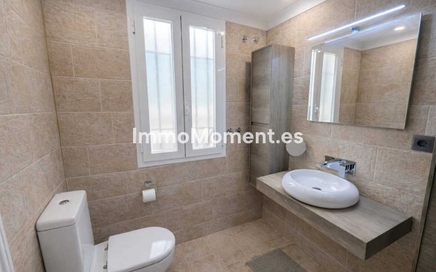 Resale - Apartment - Marbella - Artola