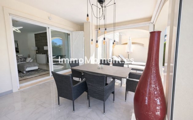 Resale - Apartment - Marbella - Artola
