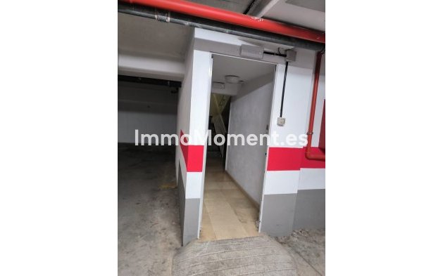 Resale - Apartment - Marbella - Río Real