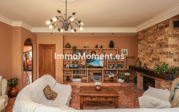 Wiederverkauf - Freistehende Villa -   Inländisch - Monda