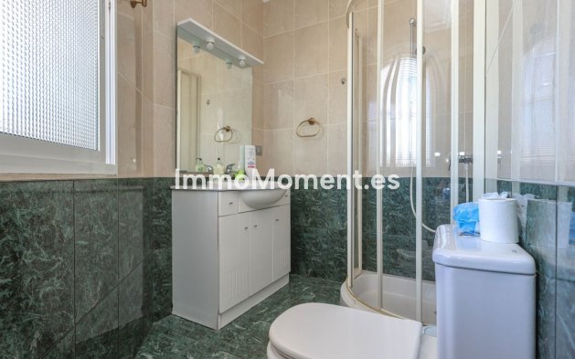 Wiederverkauf - Freistehende Villa -   Inländisch - Monda
